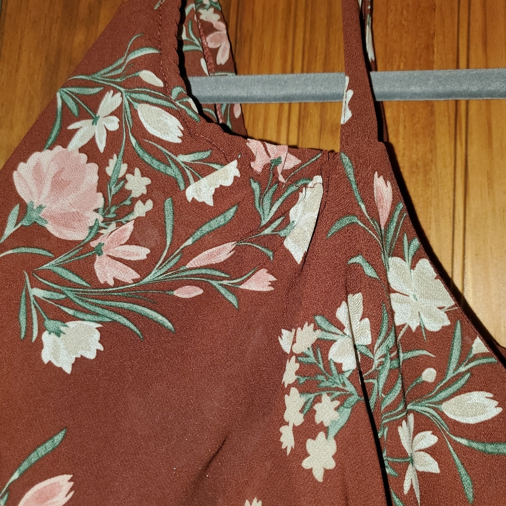 Dress - Picture 5 of 5